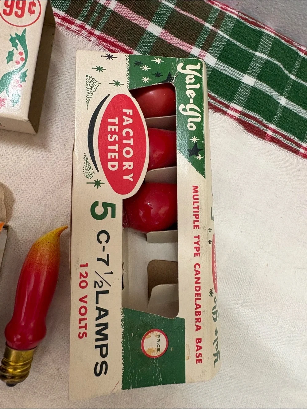 Vintage C7 Christmas Flame Tip Bulbs & Holiday Lightbulbs